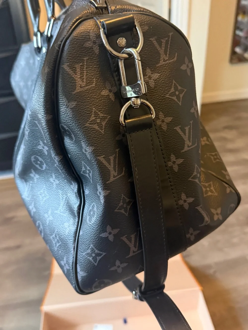Louis Vuitton Black Monogram Men's 45 duffle bag